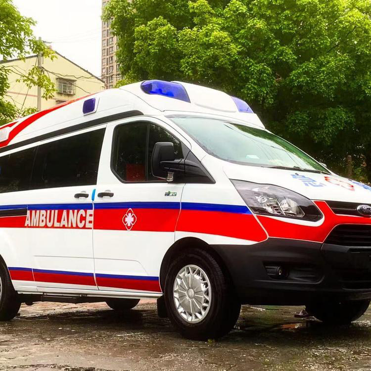 三角镇重症监护救护车出租护送返乡