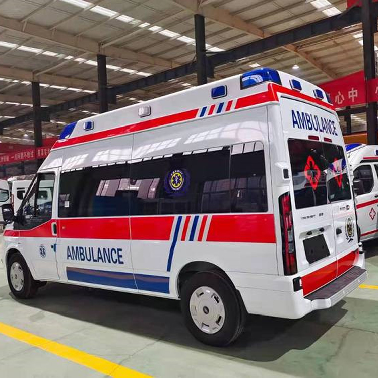 三角镇救护车出租 —— 专业、安全、高效的城市急救服务